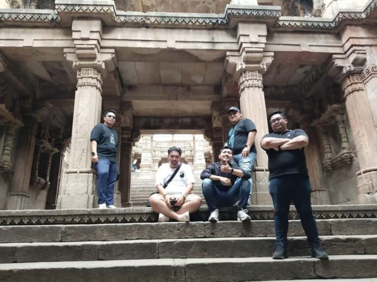 Ahmedabad: Gandhinagar Guided Day Trip with Hotel Pickup - Practical Details and Tips