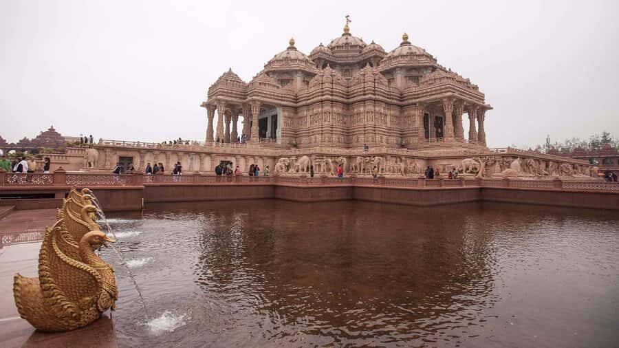 Akshardham Temple with Light & Water Show Guided Tour By Car - Practical Details and What to Expect