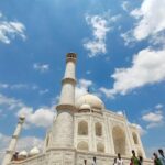 All Inclusive Full Day Taj Mahal Tour from Delhi by Private Car - The Itinerary in Detail
