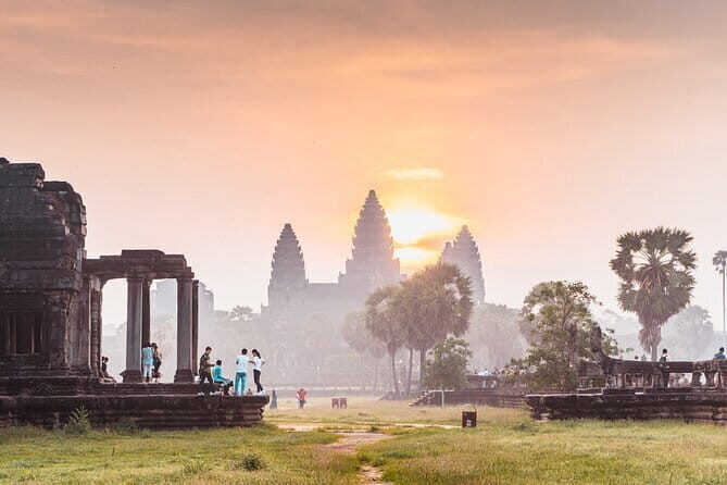 Angkor Wat 4-Day Tour from Bangkok - In-Depth Look at the 4-Day Angkor Wat Tour