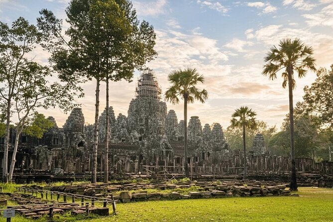 Angkor Wat Full-Day Private Tour Bayon & Ta Prohm Highlights - What Sets This Tour Apart?