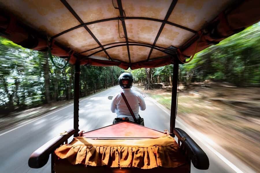 Angkor Wat Private Tuktuk Tour with English Speaking Driver - What Reviewers Say