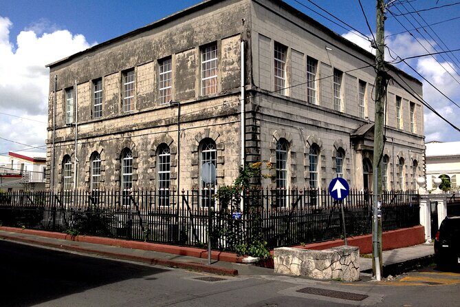 Antigua Shore Excursion: Round Island Tour - Transportation & Group Size