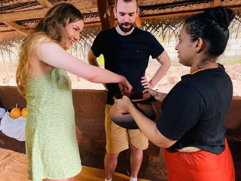 Anuradhapura: Traditional Fresh Coconut Roti Cooking Class - Why This Tour Offers Value