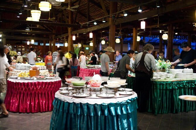 Apsara Dance Performance Including Buffet Dinner and Hotel Pickup - The Experience: A Detailed Breakdown