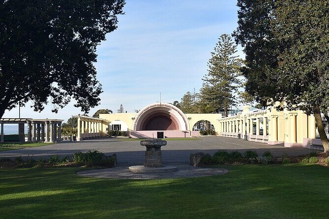 Art Deco Walking Private Tour from Napier Cruise Port - Why This Tour Offers Good Value