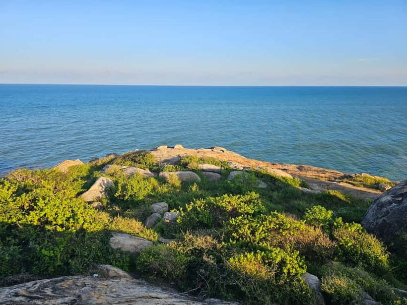 Arugam Bay: Elephant Rock Sunrise or Sunset Tour with Meals - Experiencing Elephant Rock: A Closer Look