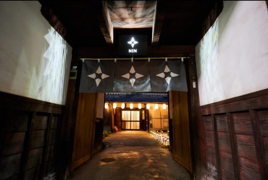 Authentic knife making experience at a blacksmith in Kyoto - An In-Depth Look at the Kyoto Blacksmithing Craft