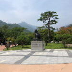 Autumn Foliage-Mt. Seorak, Sokcho Fish Market, Sokcho Beach - What Sets This Tour Apart