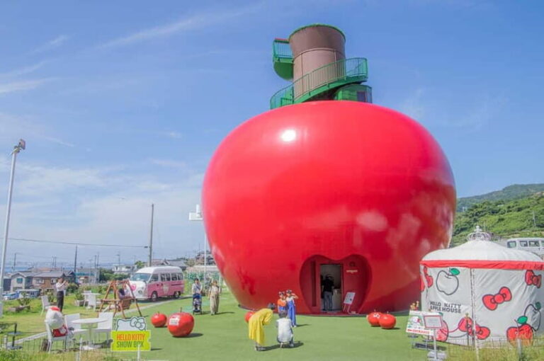 Awaji Hello Kitty Apple Land Admission Ticket - Hello Kitty Smile: The Ocean-Themed Wonder