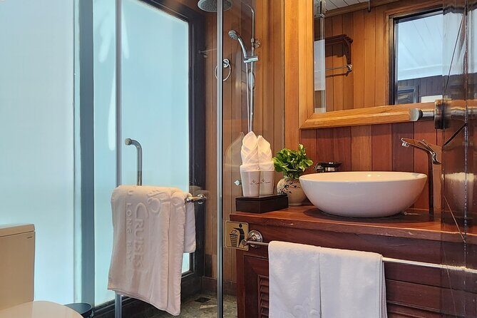 Bai Tu Long 2-Day Cruise from Hanoi with Transport - Who is This Tour Best For?