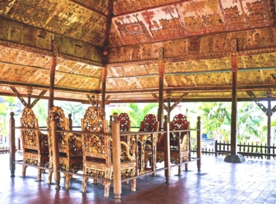 Bali: Historic Murals, Fairy Garden & Bat Cave Temple Tour - What to Expect: Practical Details