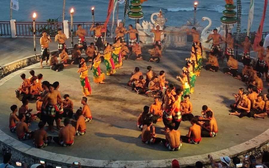 Bali: Kecak Dance at Melasti Beach with Jimbaran Dinner - Practical Details and What to Know Before Booking