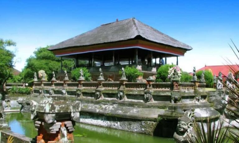 Bali: Klungkung City Tour and Night Market Experience - Detailed Breakdown: What to Expect at Each Stop