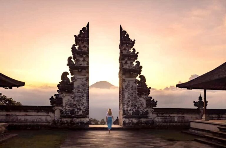 Bali: Lempuyang Temple, Tirta Gangga, and Virgin Beach Tour - What to Expect on the Day