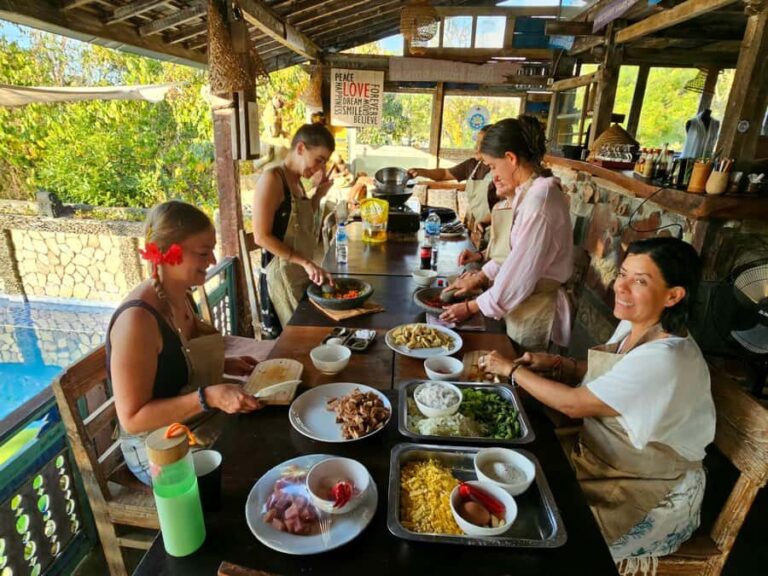 Bali (Lovina): Balinese Cooking Class with Local Ingredients - What to Expect During the Class