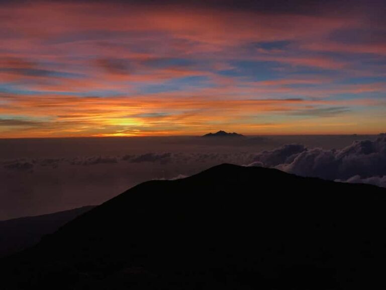 Bali: Mount Agung Sunrise Trekking Tour via Besakih Temple - What to Expect During the Trek