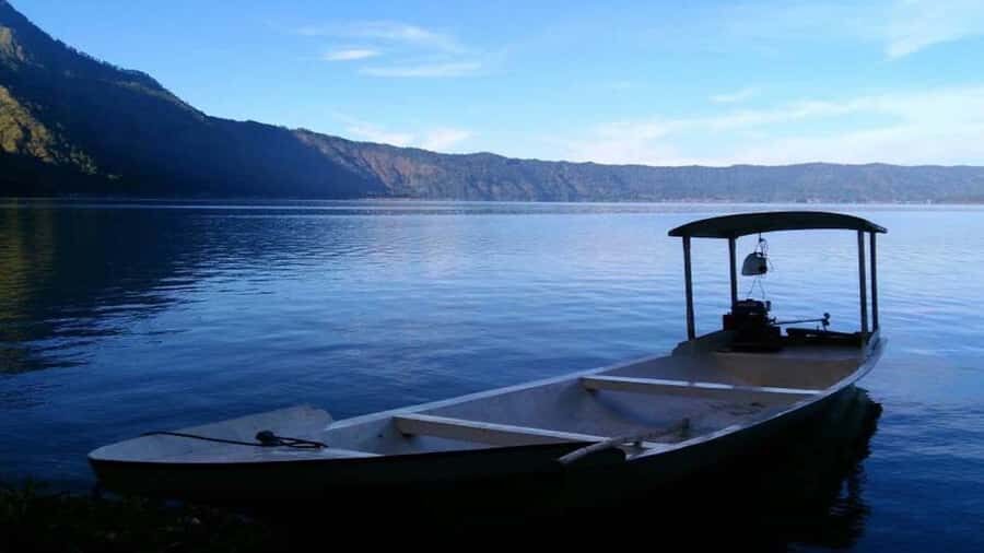 Bali: Mount Batur Caldera Trek, Lake Boat & Coffee Tour - An In-Depth Look at the Mount Batur Caldera Trek, Lake Boat & Coffee Tour