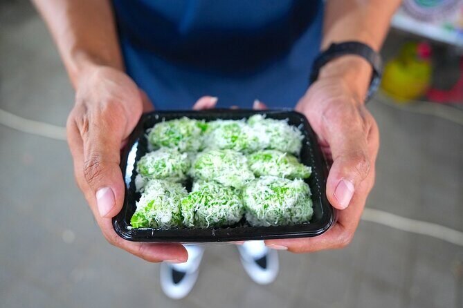 Bali: Private Evening Walking Tour with Culinary Experience - Summary: Who Will Enjoy This Tour?