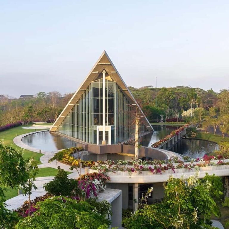 Bali: SAKA Museum, GWK, and Kecak Dance Day Tour - A Deep Dive into the Tour Experience