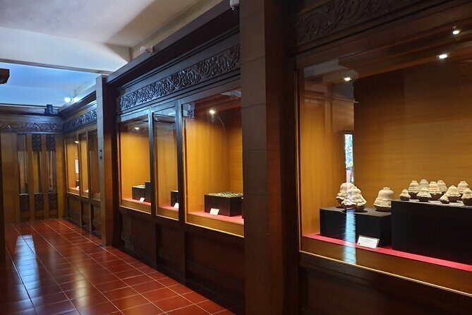 Bali Swing Packages and Denpasar City Private Tour - Dining and Rest