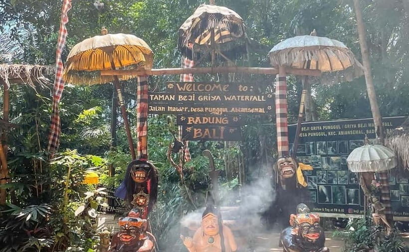 Bali : Taman Beji Griya Waterfall Purification and Ubud Tour - The Tour Experience: Logistics and Practicalities