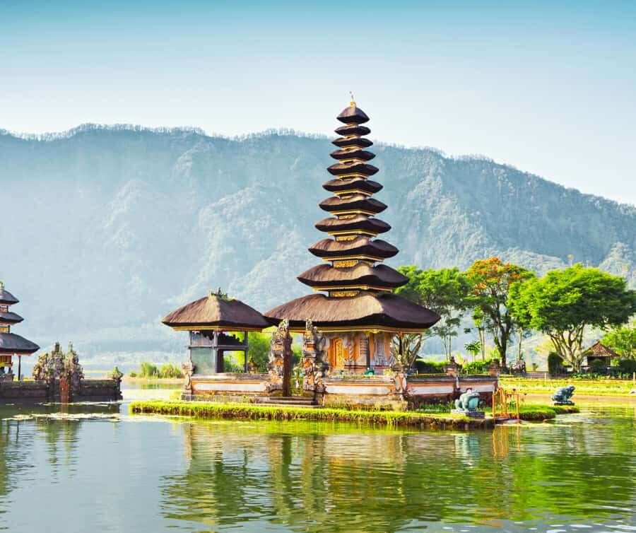 Bali: Tanah Lot, Rice Terrace, Ulun Danu & taman ayun temple - Discovering Bali’s Most Famous Landmarks