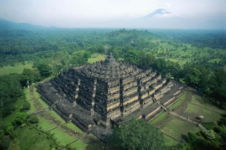 Bali to Yogya: Bromo, Ijen, Tumpak sewu, Prambanan,Borobudur - Why This Tour Offers Good Value