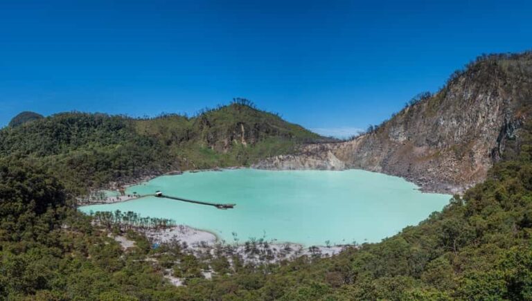 Bandungs Natural Wonders: Kawah Putih and Beyond - Detailed Breakdown of the Itinerary