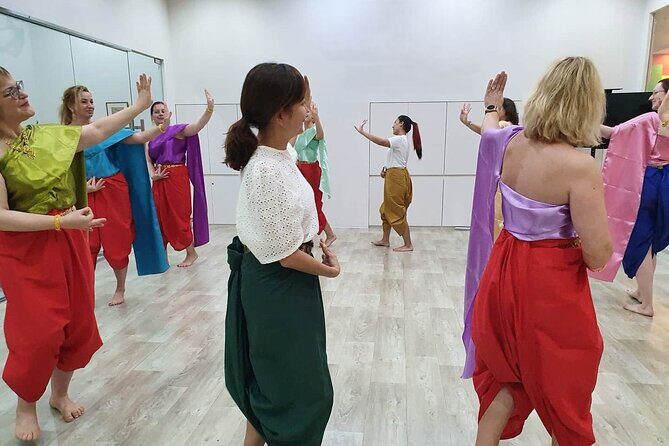 Bangkok Authentic Thai Dance Class at Thai Glam Studio - The Venue: Thai Glam Studio