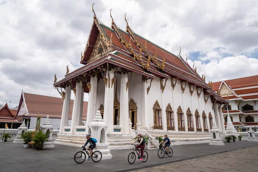 Bangkok: Backstreets and Historic Temples Bike Tour - Why This Tour Works