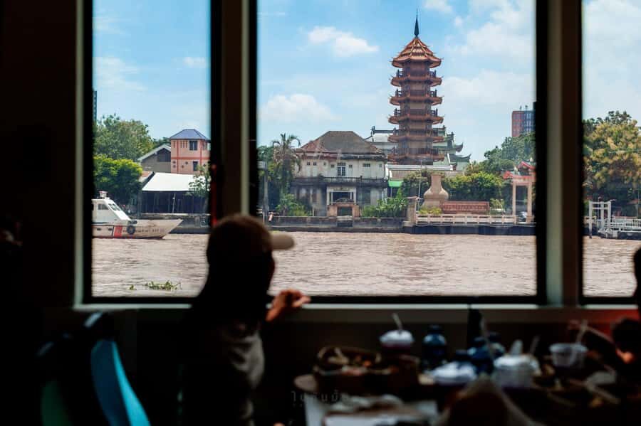 Bangkok: Chao Phraya River Boat Cruise with Thai Meal Option - How the Experience Adds Value