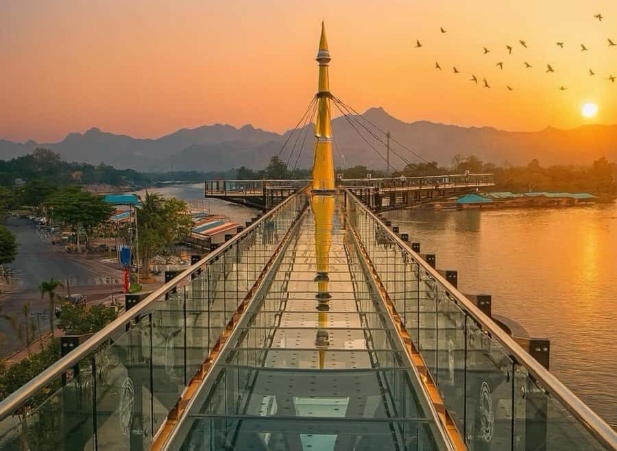 Bangkok: Erawan & Kanchanaburi Skywalk Day Tour - Detailed Breakdown of the Experience