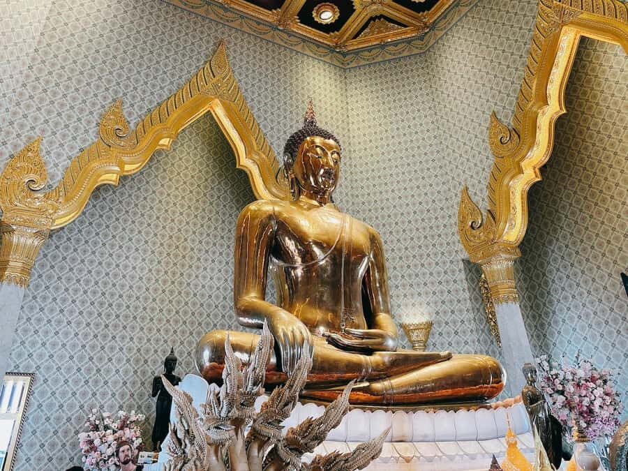 Bangkok: Golden Buddha & Chinatown Food Tour - Private - Chinatown: A Living Cultural and Culinary Hub  