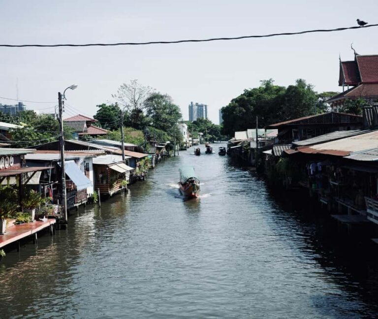 Bangkok: Grand Palace, Wat Arun, and Wat Pho Guided Tour - Practical Tips for Your Visit
