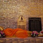 Bangkok Hungry Tuk Tuk Tour local food adventure Temples Markets - What Travelers Can Expect from the Experience