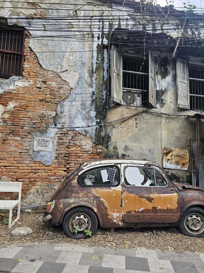 Bangkok: Old Town Tour, Thai Massage, and Dinner Cruise - A Feast for the Taste Buds: Michelin Bib Gourmand Lunch