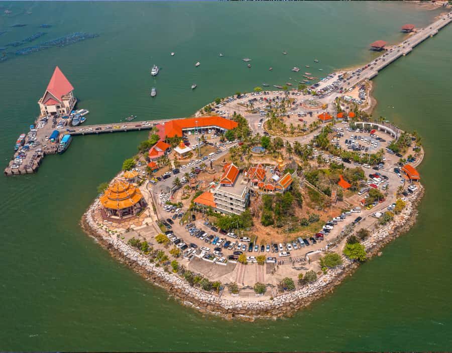 Bangkok: Pattaya Private Day Tour with Sanctuary of Truth - Relaxation and Beach Time