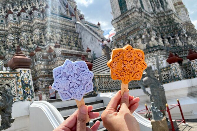 Bangkok Private Guided Tour Grand Palace Wat Pho Wat Arun - How the Day Unfolds