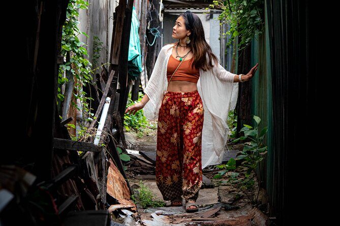 Bangkok Street Hidden Gems Photography Tour - Transportation & Group Size
