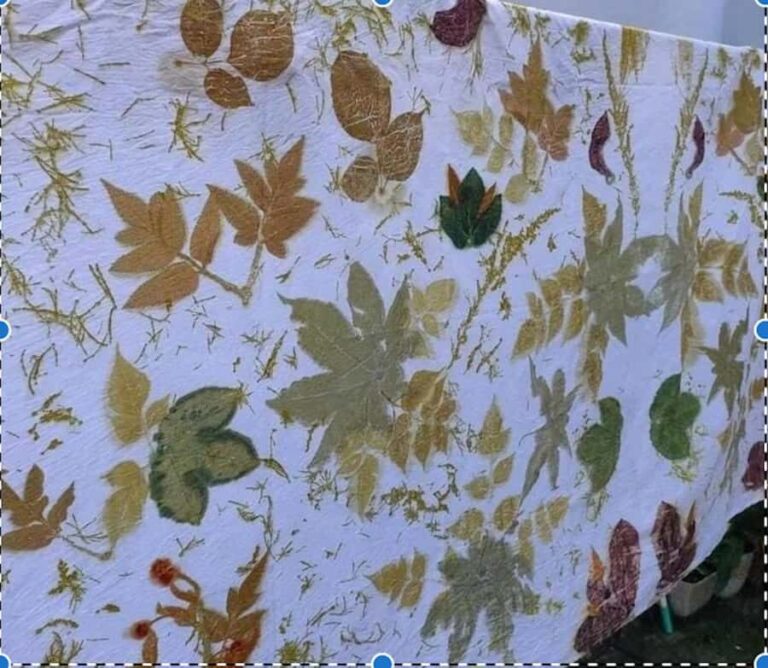 Banyuwangi: Family Eco Print Workshop with Local Artisan - What to Expect at the Eco Print Workshop