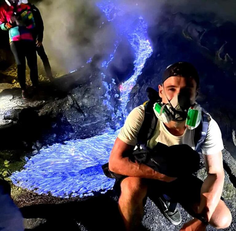 Banyuwangi: Ijen Blue Fire Tour with Transfer Services - The Journey to Ijen