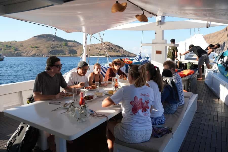 Bare Sea Liveaboard 2D1N on Standard Boat from Labuan Bajo - An In-Depth Review of the Bare Sea Liveaboard Adventure