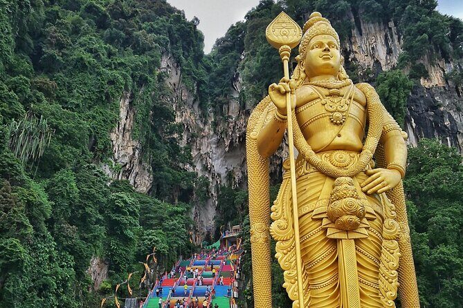 Batu Caves and Sari Experience with Batik Workshop - A Deep Dive into the Tour Experience