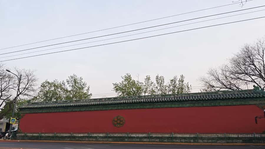 Beijing: 2.5-Hour Walking Tour of Historic Landmarks - White Pagoda Temple: A Hidden Treasure