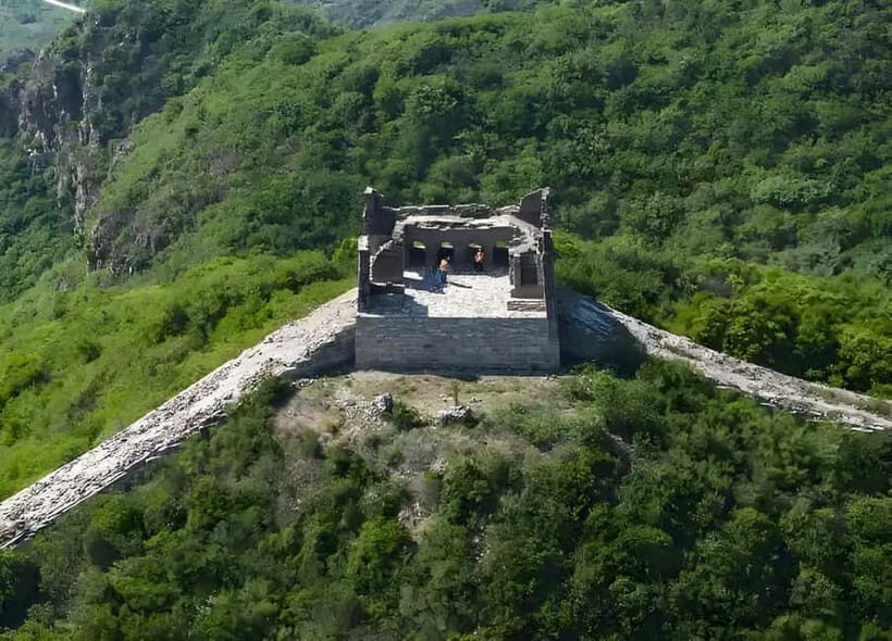 Beijing: Group Travel to Ming Tomb and Wild Shixiaguan - Authenticity and Insights from Reviews