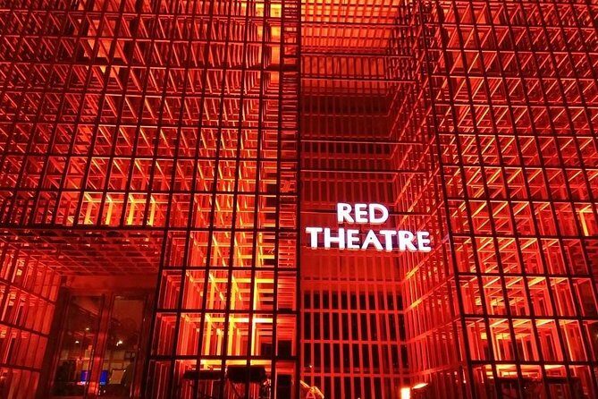 Beijing Night Tour: Kung Fu Show with Transfer - Transportation and Group Size