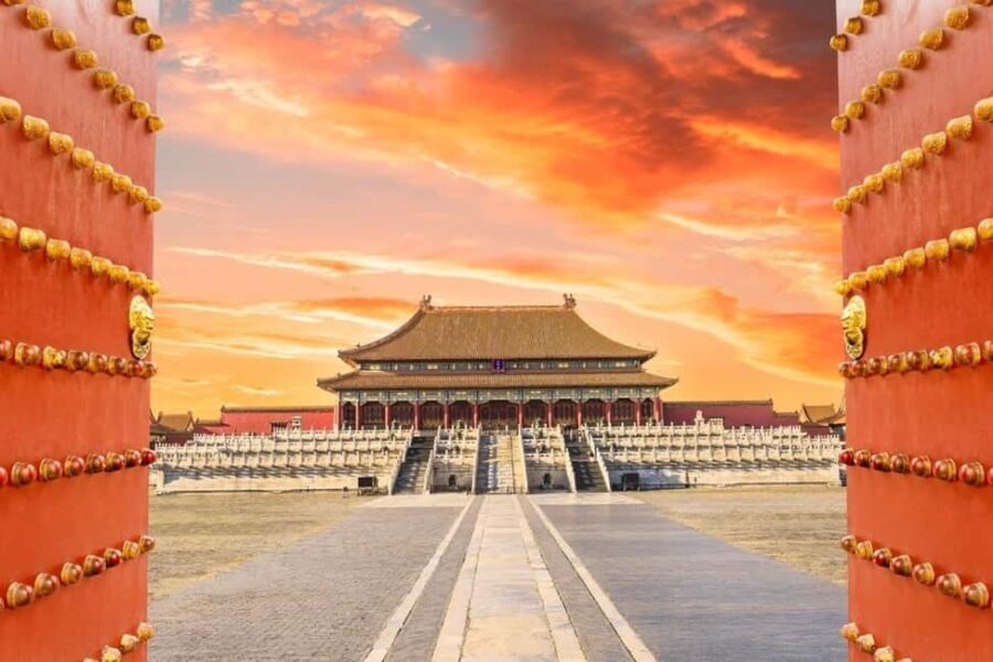 Beijing: Tianmen Square, Forbidden City Group Walking Tour - Walking Through Tiananmen Square