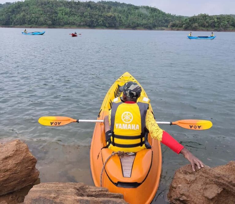 Belihuloya: Samanalawewa Reservoir Kayaking Tour with Pickup - Breaking Down the Itinerary
