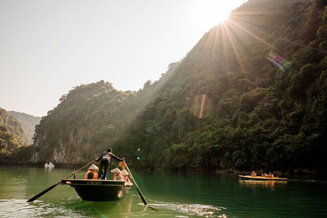 Best 5-Star Luxury Cruise in Halong Bay & Lan Ha Bay  2D1N Tour - Who Is This Tour Best For?